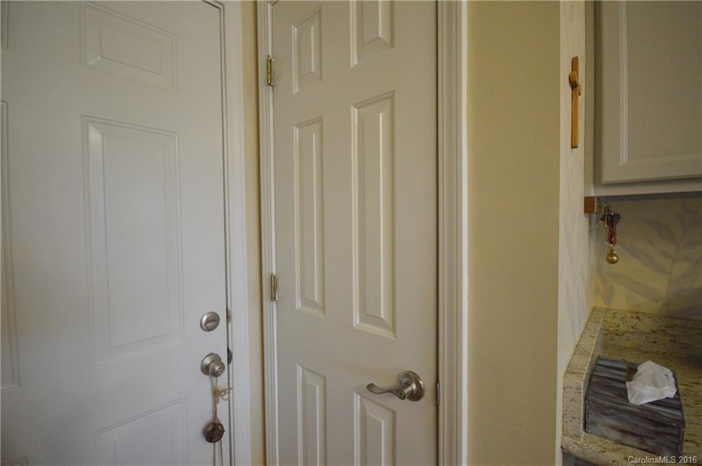 239 Castle Creek Drive #401 - Photo 11