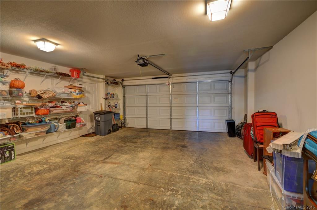 239 Castle Creek Drive #401 - Photo 12