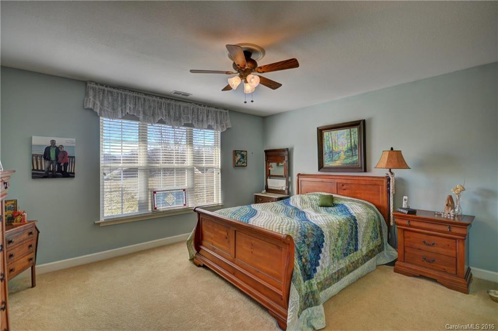 239 Castle Creek Drive #401 - Photo 15