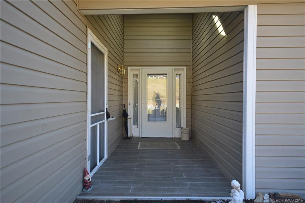239 Castle Creek Drive #401 - Photo 3
