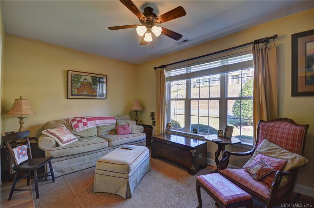 239 Castle Creek Drive #401 - Photo 21