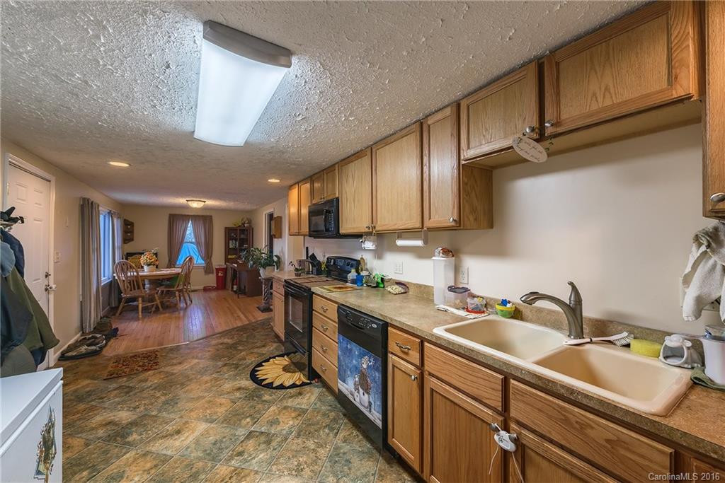 1447 Mount Olivet Road - Photo 7