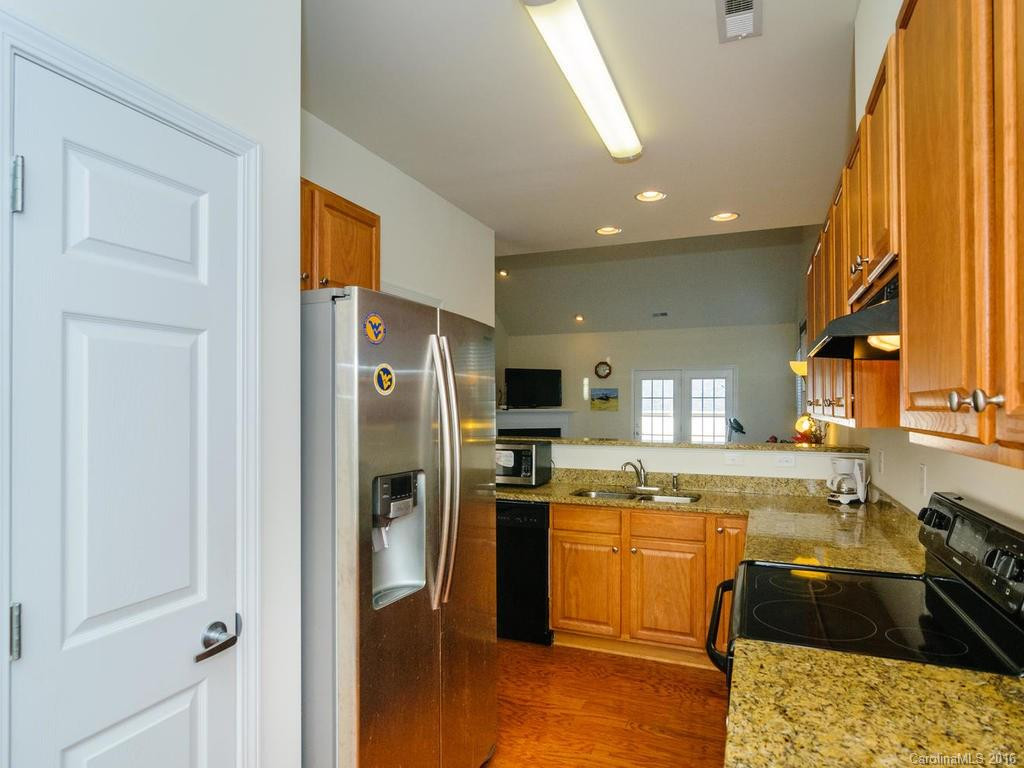 15 Daphne Drive #31 - Photo 12