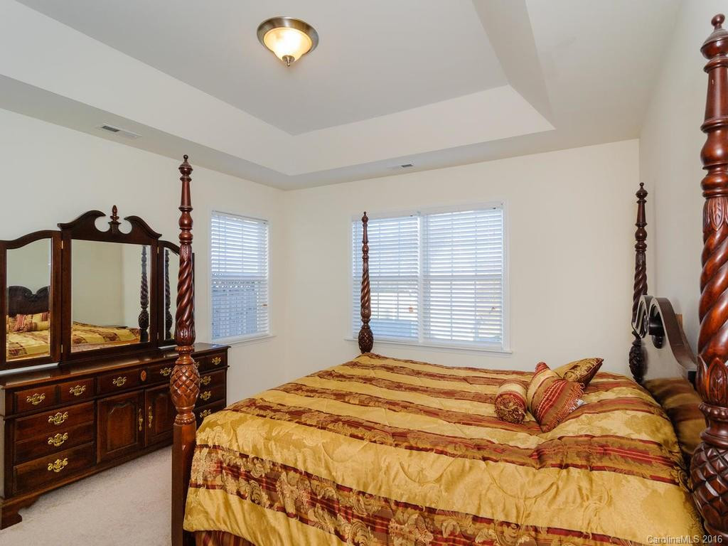 15 Daphne Drive #31 - Photo 14