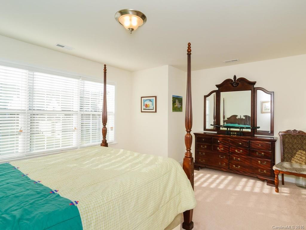 15 Daphne Drive #31 - Photo 19