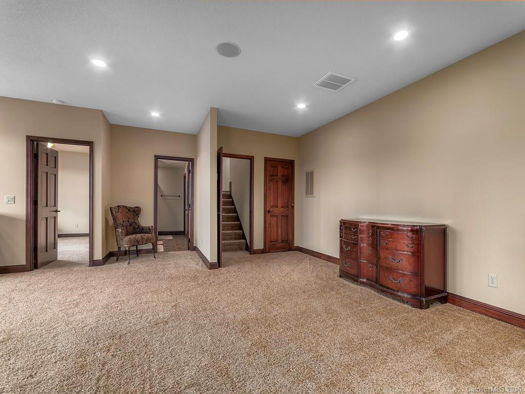 56 Courseview Drive - Photo 19