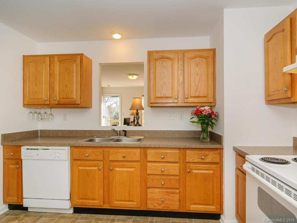 274 Clayton Avenue #A - Photo 3