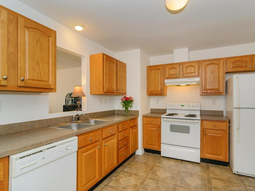 274 Clayton Avenue #A - Photo 5