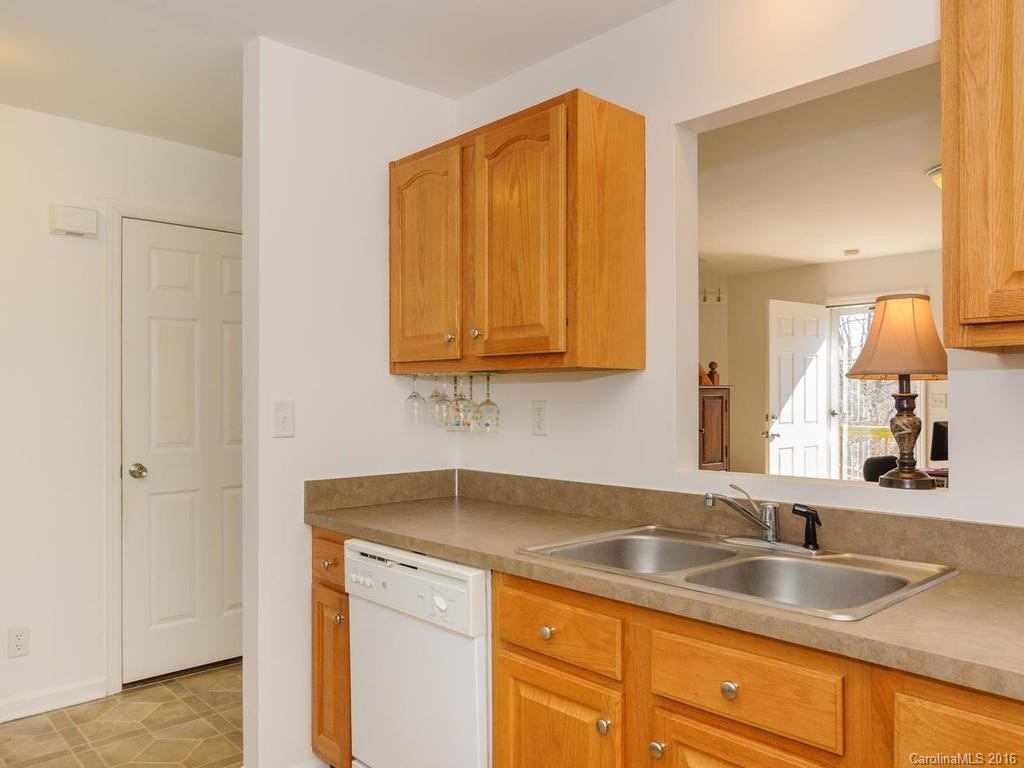 274 Clayton Avenue #A - Photo 6