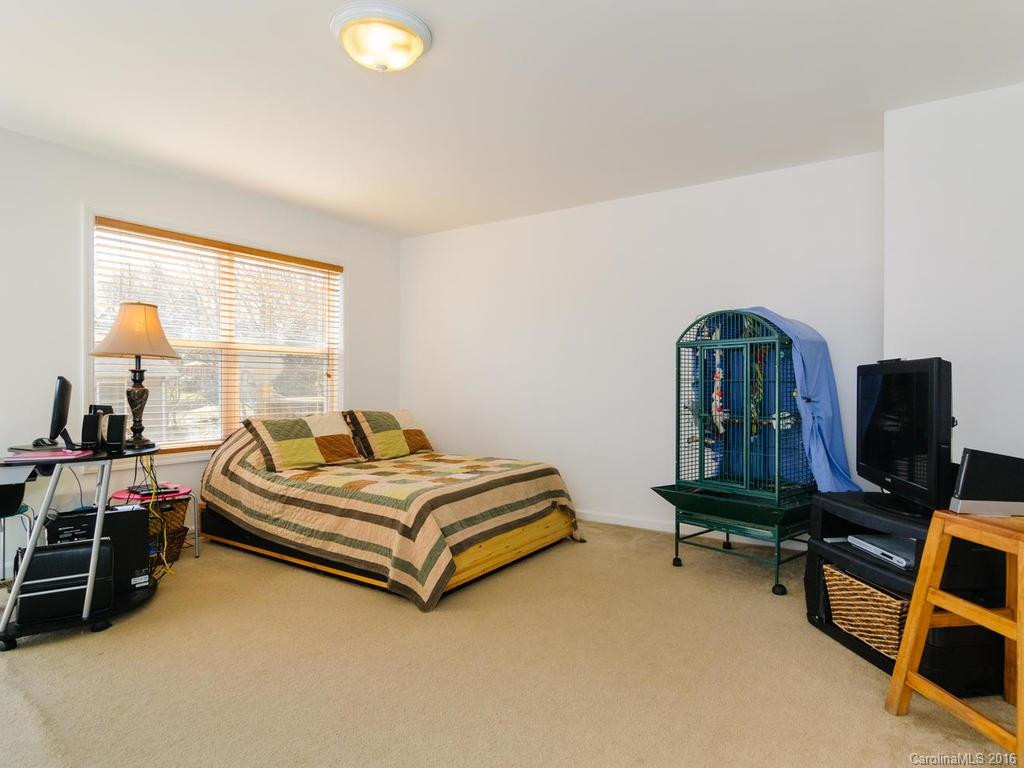 274 Clayton Avenue #A - Photo 10