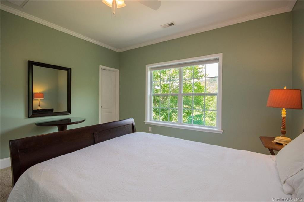 24 Hatfield Hollow - Photo 14