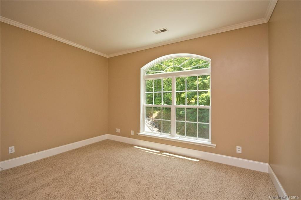 24 Hatfield Hollow - Photo 15