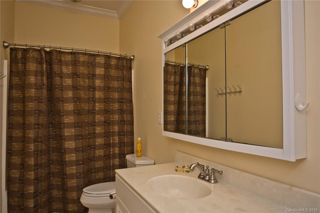 24 Hatfield Hollow - Photo 24