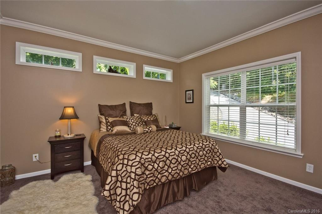 24 Hatfield Hollow - Photo 10