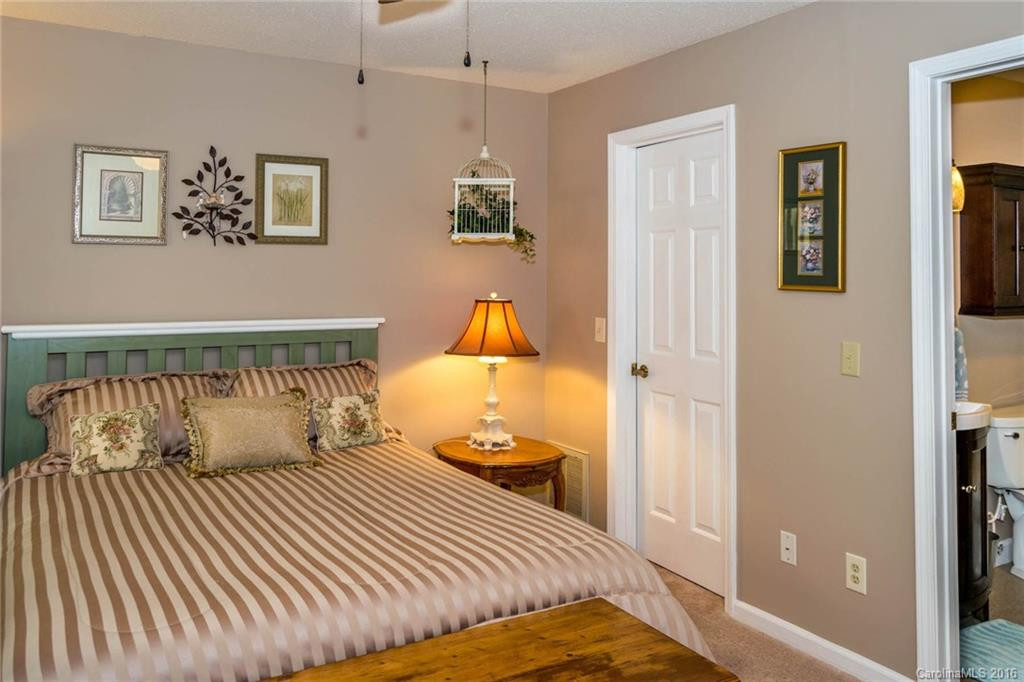 306 Live Oak Lane #306 - Photo 17