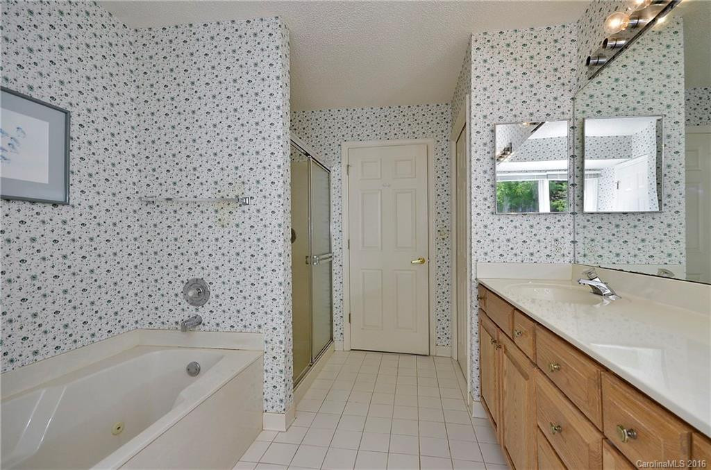 212 Claymoor Court #212 - Photo 13