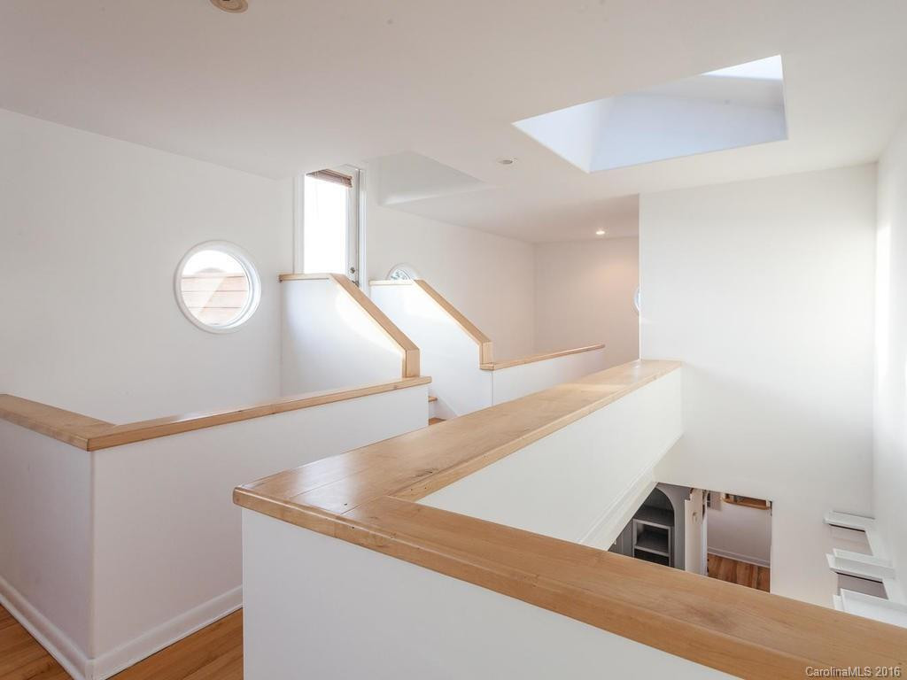 99 College Street - Photo 15