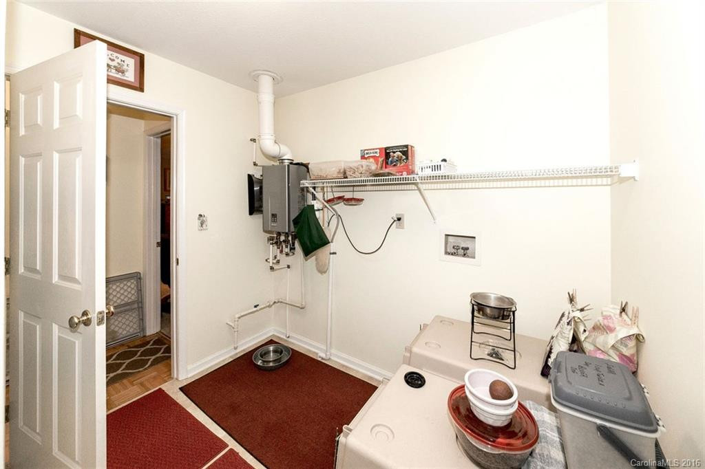 210 Southwood Court - Photo 19