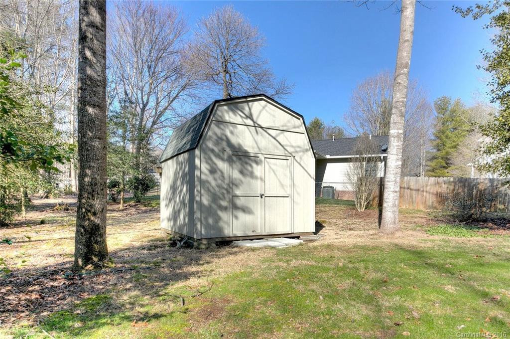 210 Southwood Court - Photo 24