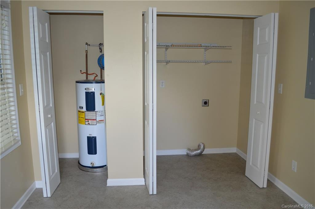 135 Killian Street - Photo 8