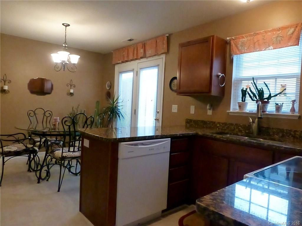 134 Lanceford Circle #134 - Photo 3