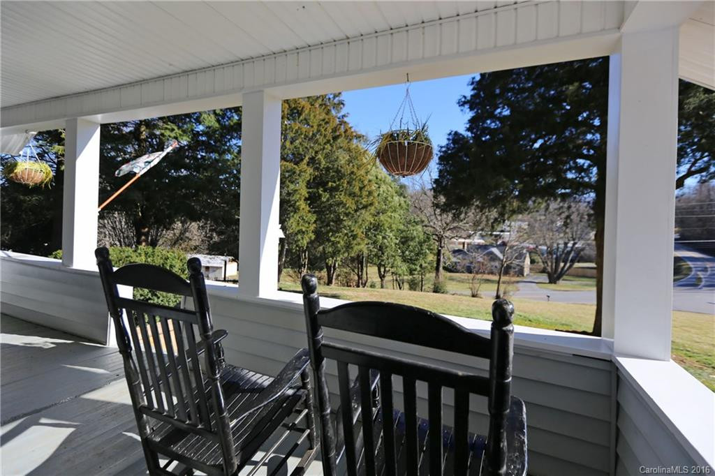 609 Woodlawn Circle #64 & 65 - Photo 2