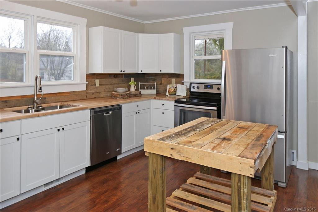 609 Woodlawn Circle #64 & 65 - Photo 4