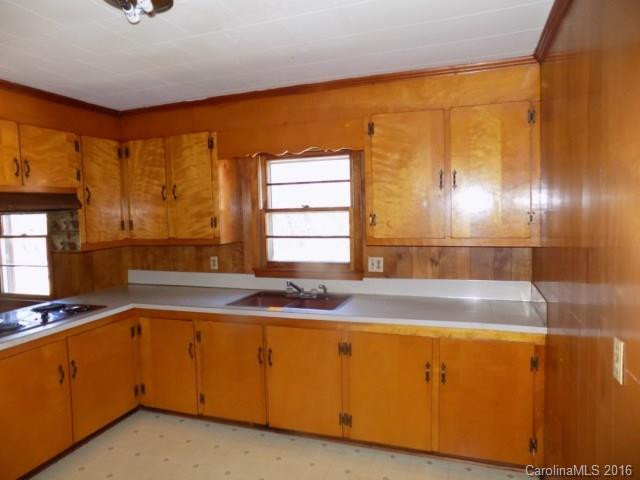 217 Maryland Drive - Photo 4