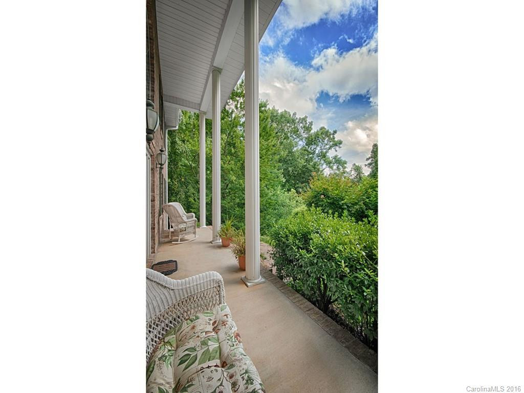 326 Sweetwater Hills Drive - Photo 2