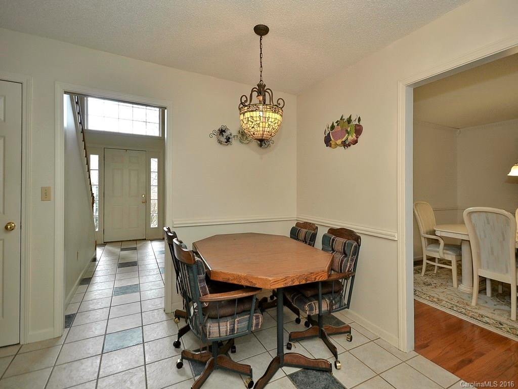 326 Sweetwater Hills Drive - Photo 9