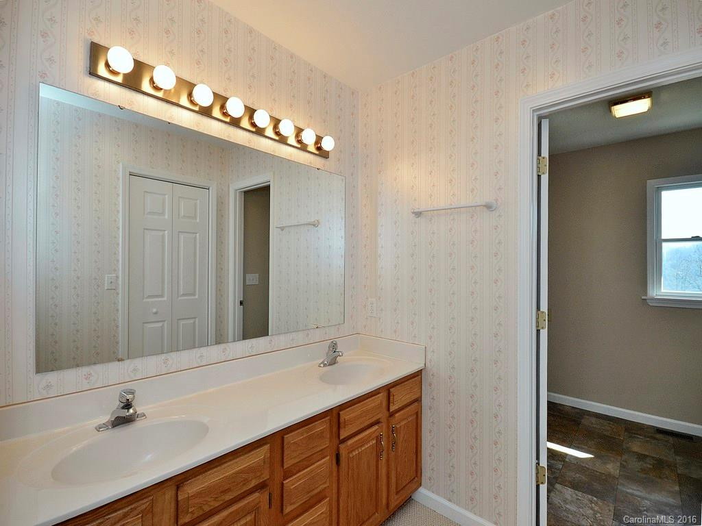72 White Oak Lane - Photo 7