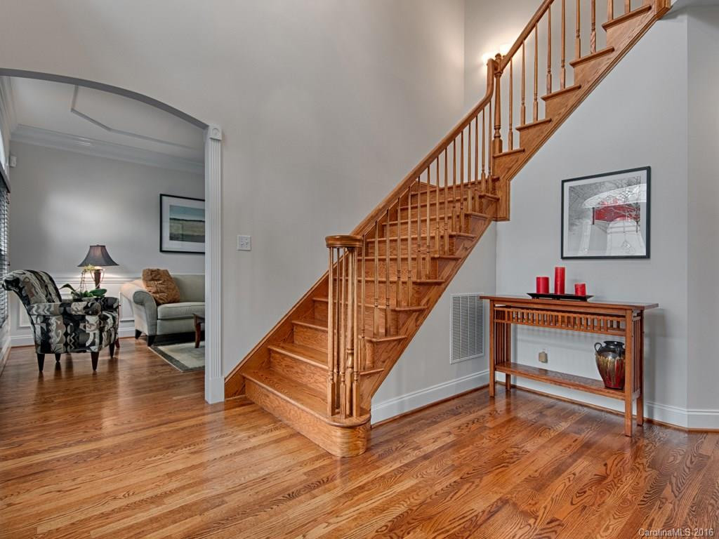27 Manningfield Drive - Photo 3