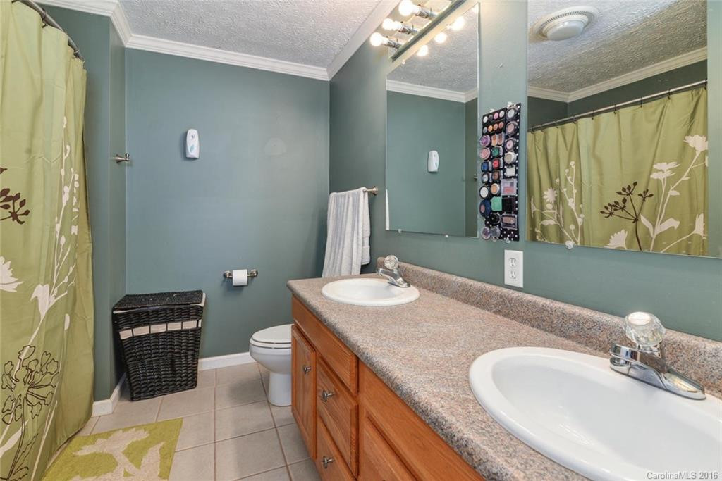 10 Bridgestone Road #10 - Photo 12