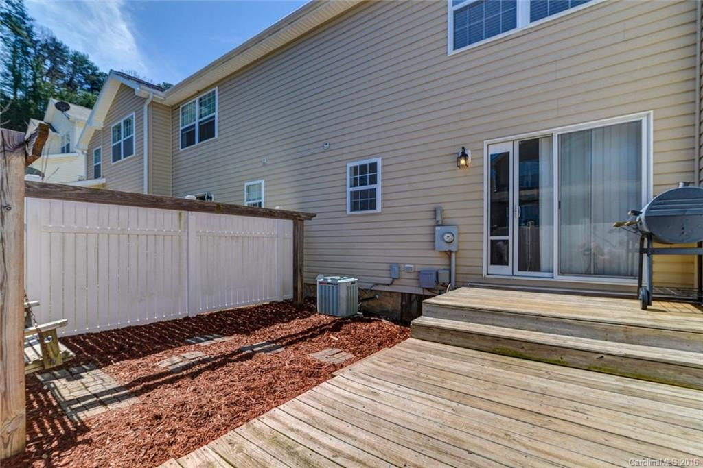 10 Bridgestone Road #10 - Photo 16