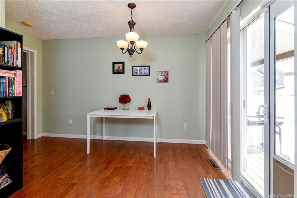 10 Bridgestone Road #10 - Photo 6