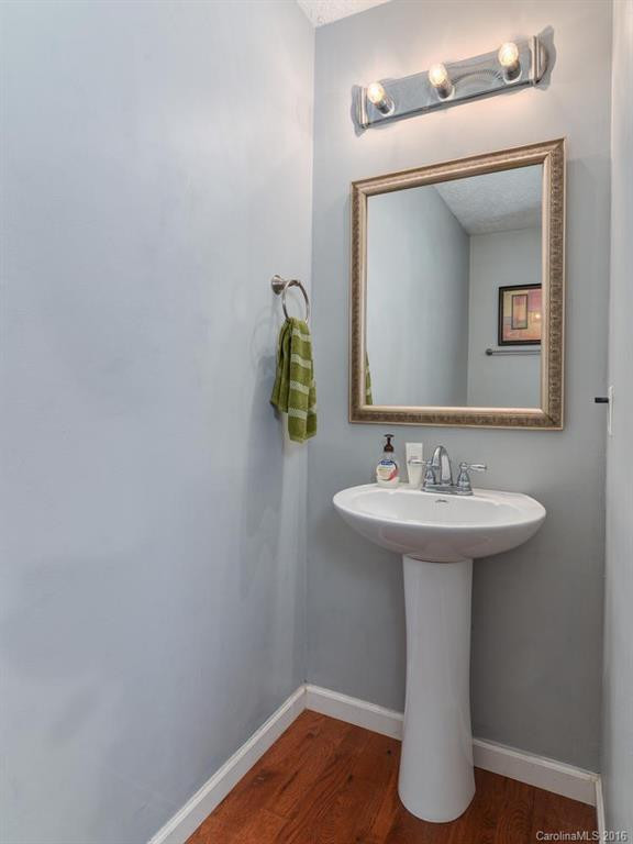 10 Bridgestone Road #10 - Photo 9