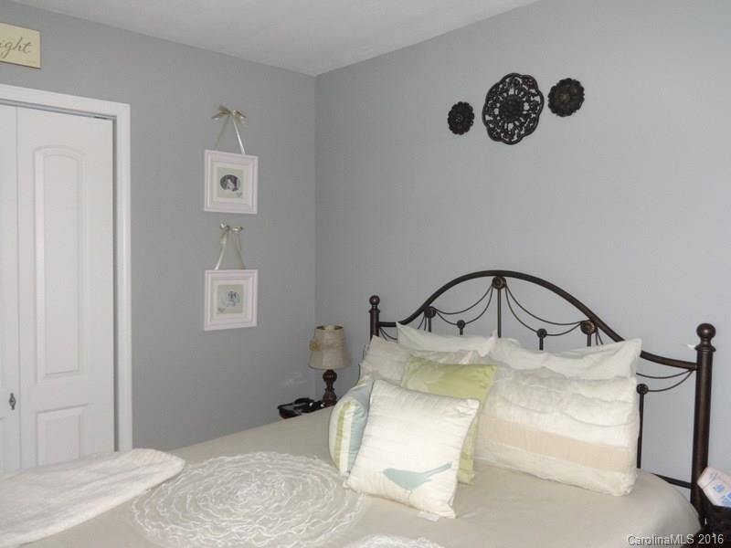 51 Hilltop Lane - Photo 10