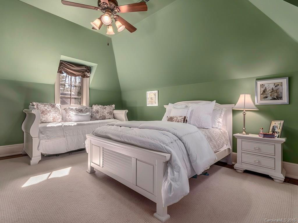5 Nethermead Drive #44 - Photo 18