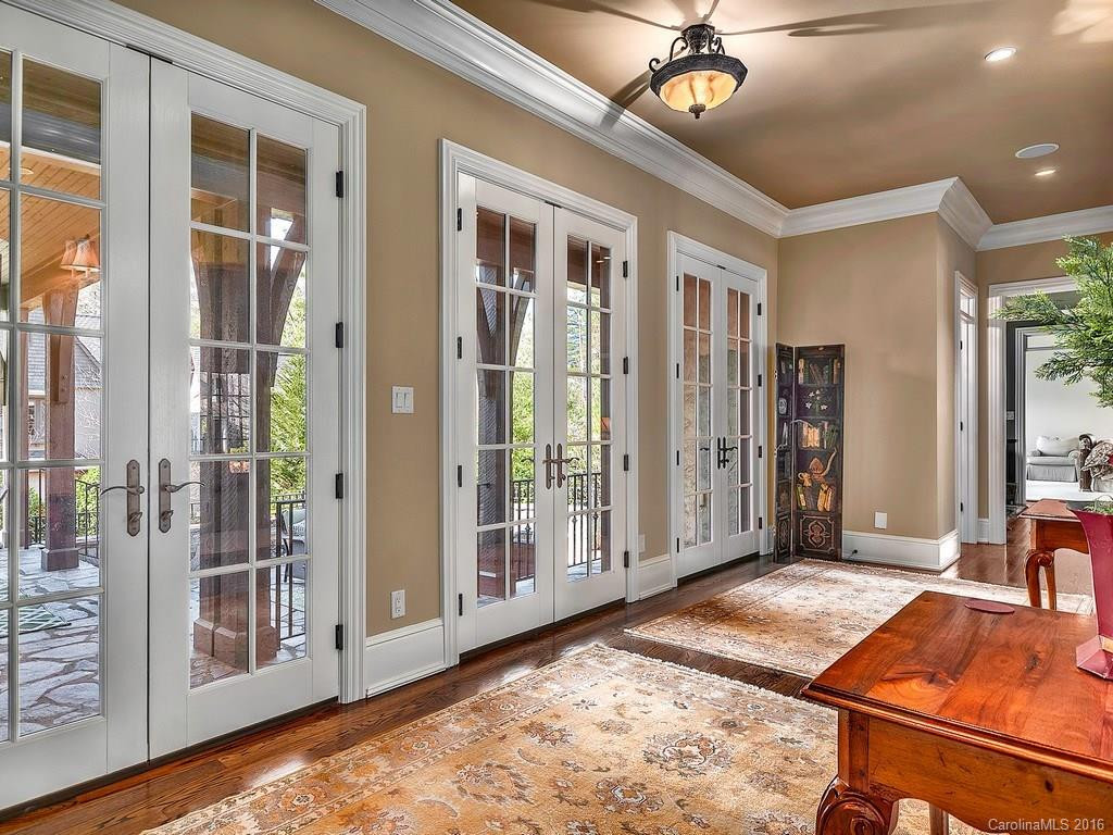 5 Nethermead Drive #44 - Photo 3