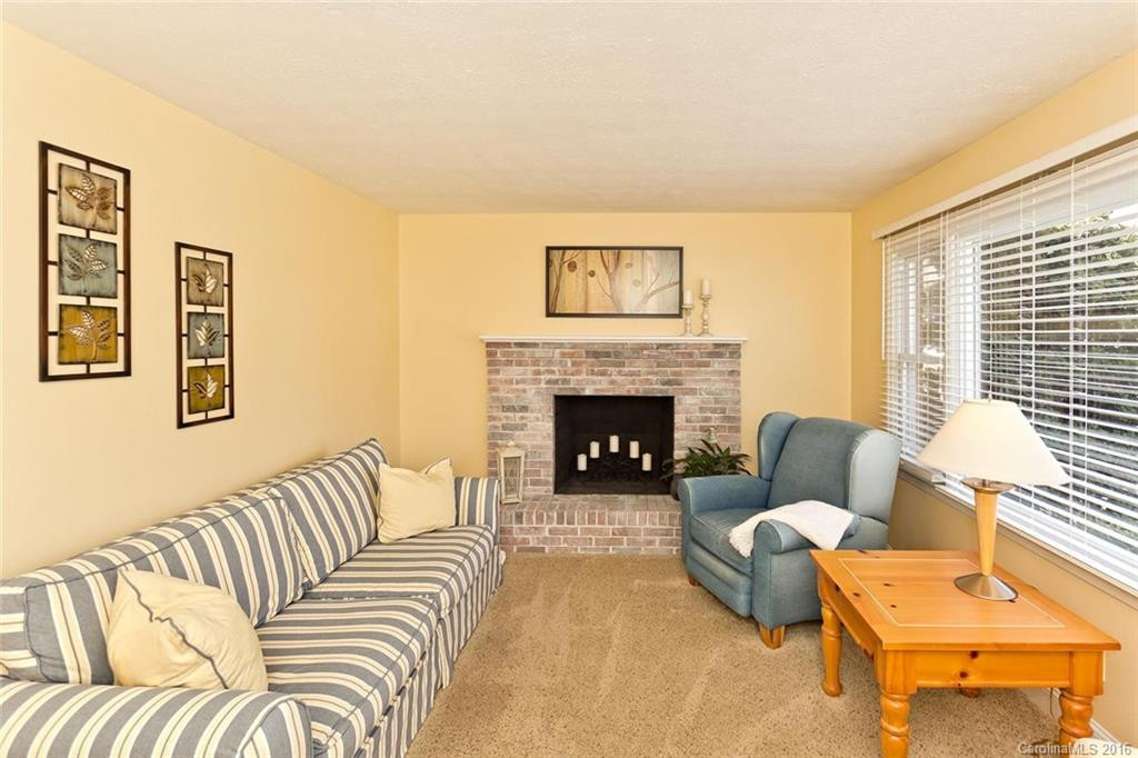80 Debra Lane #15 - Photo 4