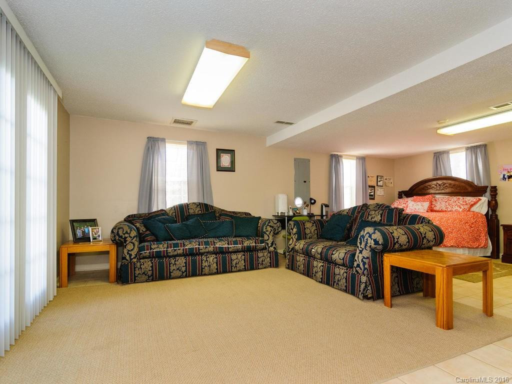 1 Steelwood Drive - Photo 12
