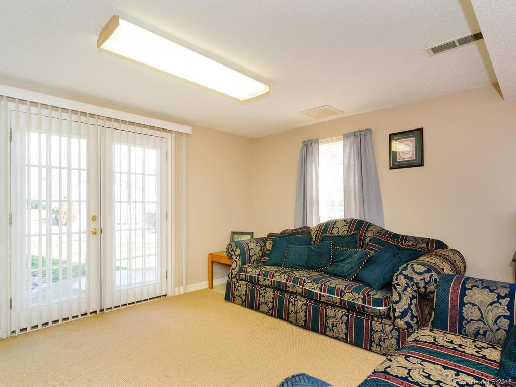 1 Steelwood Drive - Photo 13