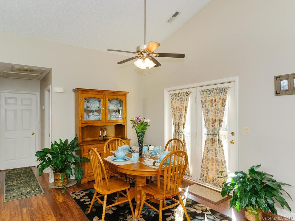 1 Steelwood Drive - Photo 5