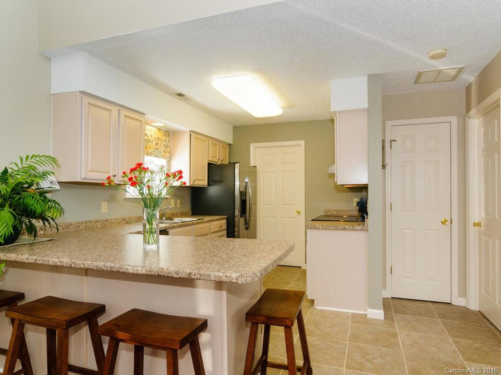 1 Steelwood Drive - Photo 7