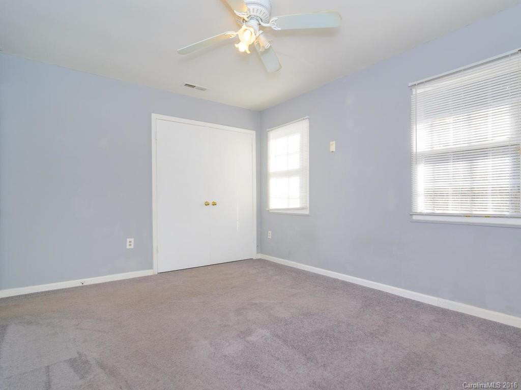 38 Tipperary Drive - Photo 13