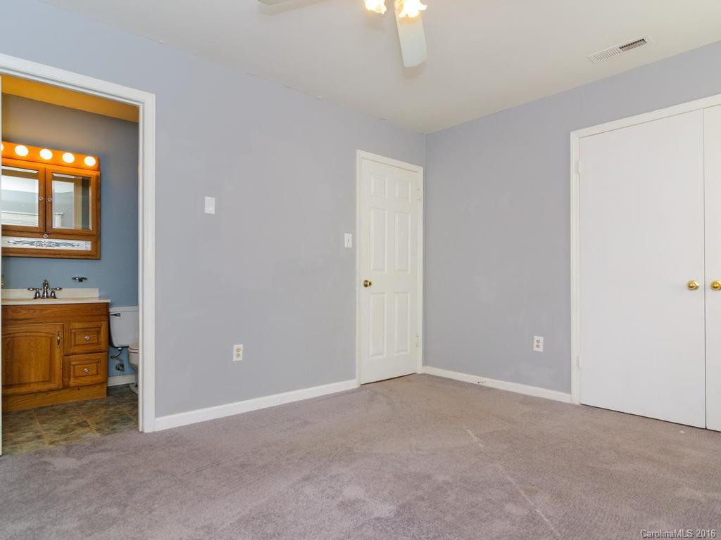 38 Tipperary Drive - Photo 14