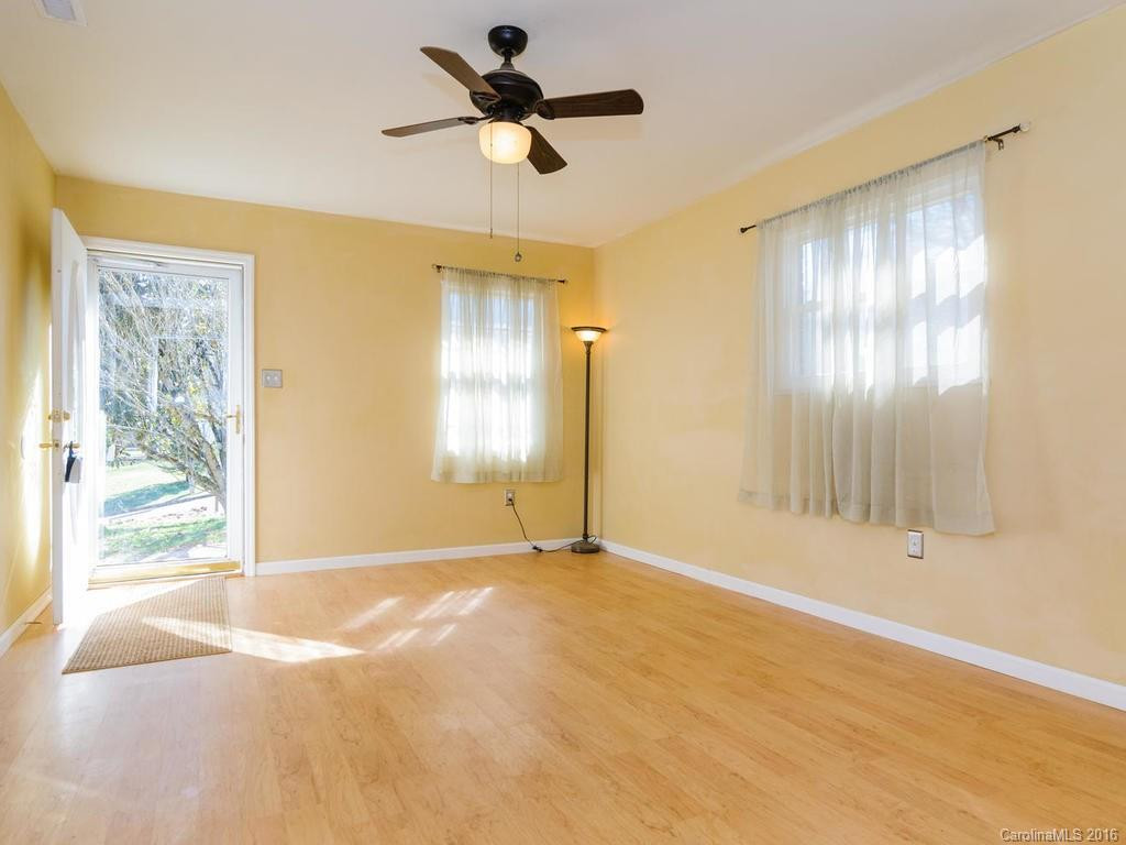 38 Tipperary Drive - Photo 3