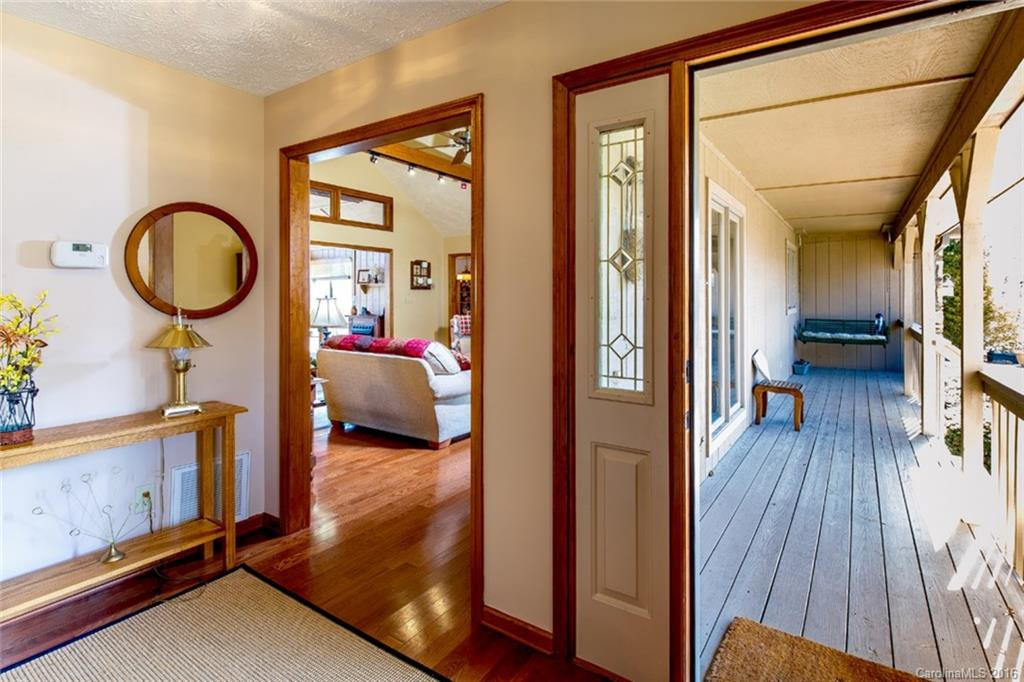1039 Utsonati Lane - Photo 2