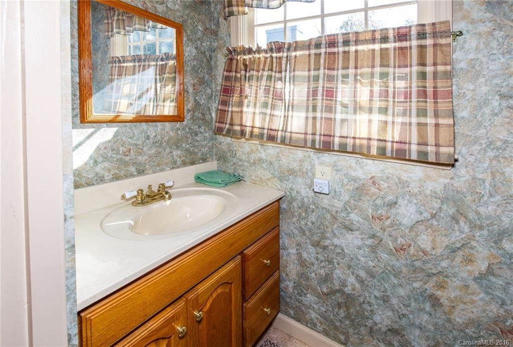 1039 Utsonati Lane - Photo 14