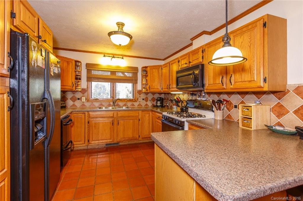 1039 Utsonati Lane - Photo 7